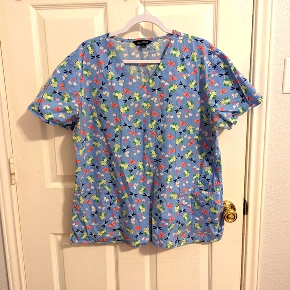 3/$15🧡 Zoe + Chloe Women's Scrub Top - Picture 1 of 9